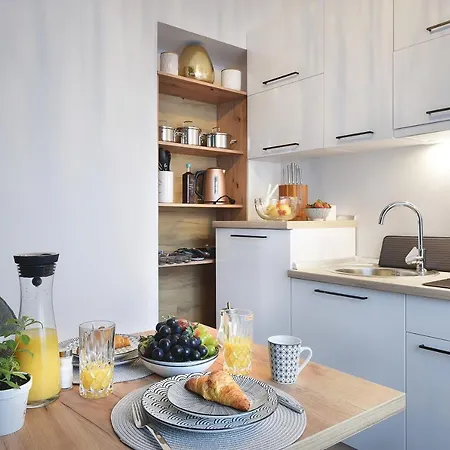 아파트호텔 Emi Luxury