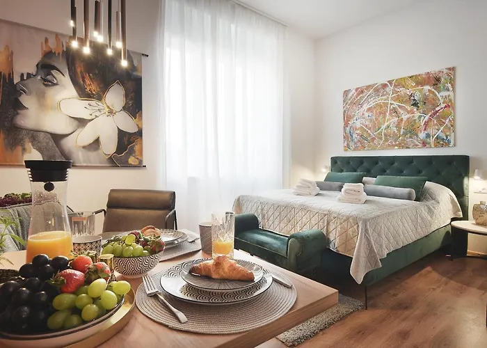 Emi Luxury Apartahotel Pula