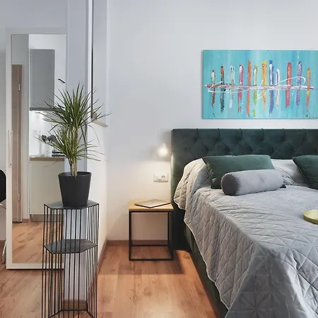 Lägenhetshotell Emi Luxury Pula