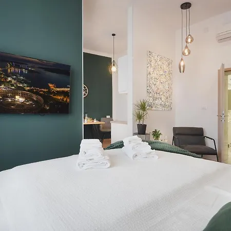 Lägenhetshotell Emi Luxury