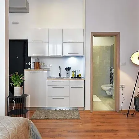 Emi Luxury 4* Pula