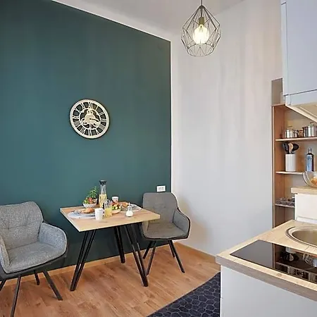 Emi Luxury Aparthotel Pula