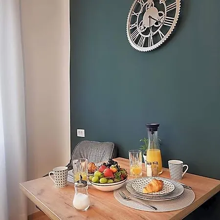 Aparthotel Emi Luxury Pula