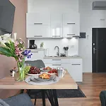Emi Luxury Hotel apartamentowy