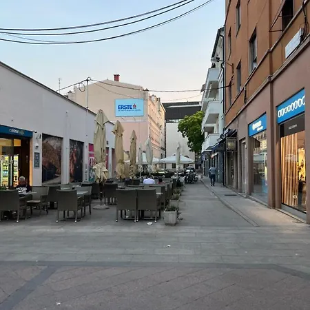 Apartahotel Emi Luxury 4*